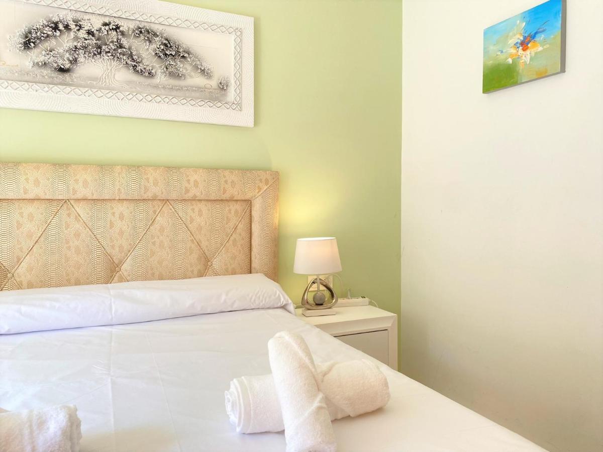 Triton Apartments Casasol Nerja Dış mekan fotoğraf